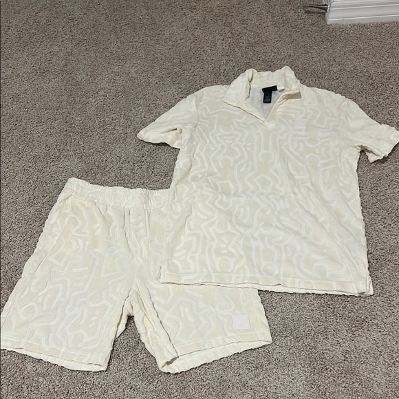 Kieth Haring Cream Patterned Shirt and Shorts Set - Picture 1 of 1
